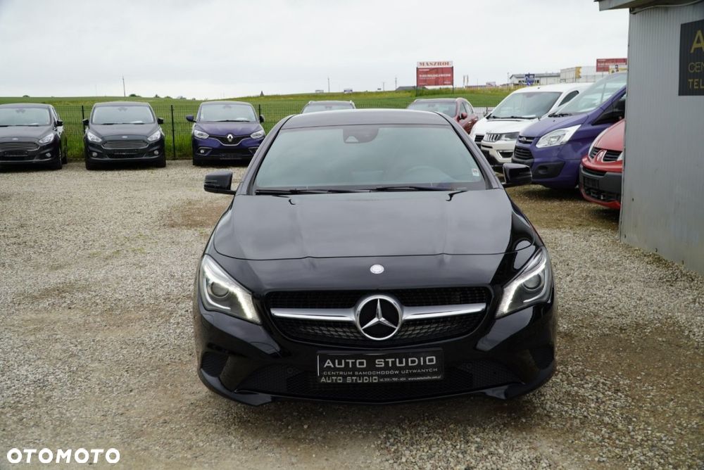 Mercedes-Benz CLA 200 UrbanStyle Edition - 28