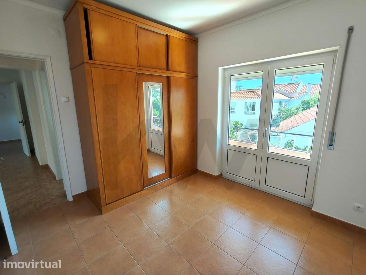 Apartamento T3 na Rua Bento Carqueja no Estoril - Grande imagem: 5/17