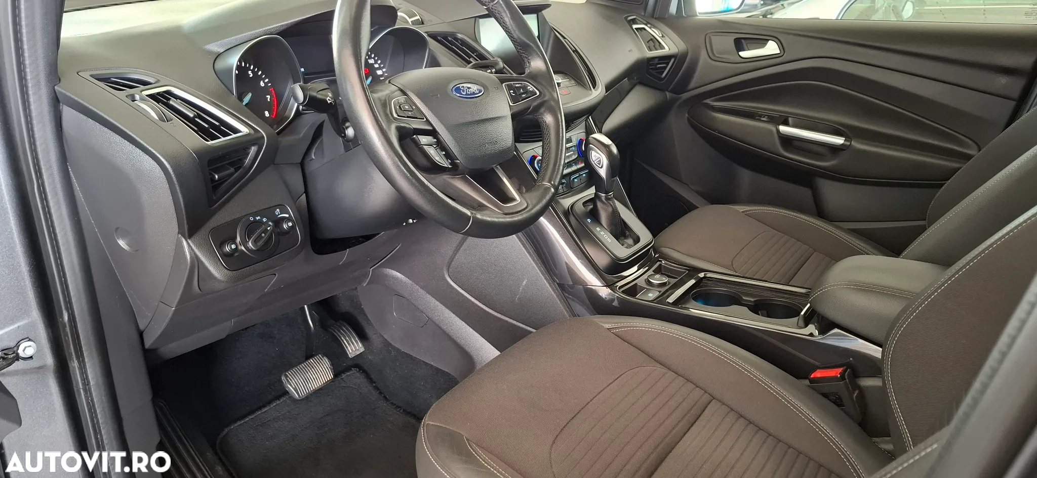 Ford Kuga 1.5 EcoBoost 4x4 Aut. Titanium - 9