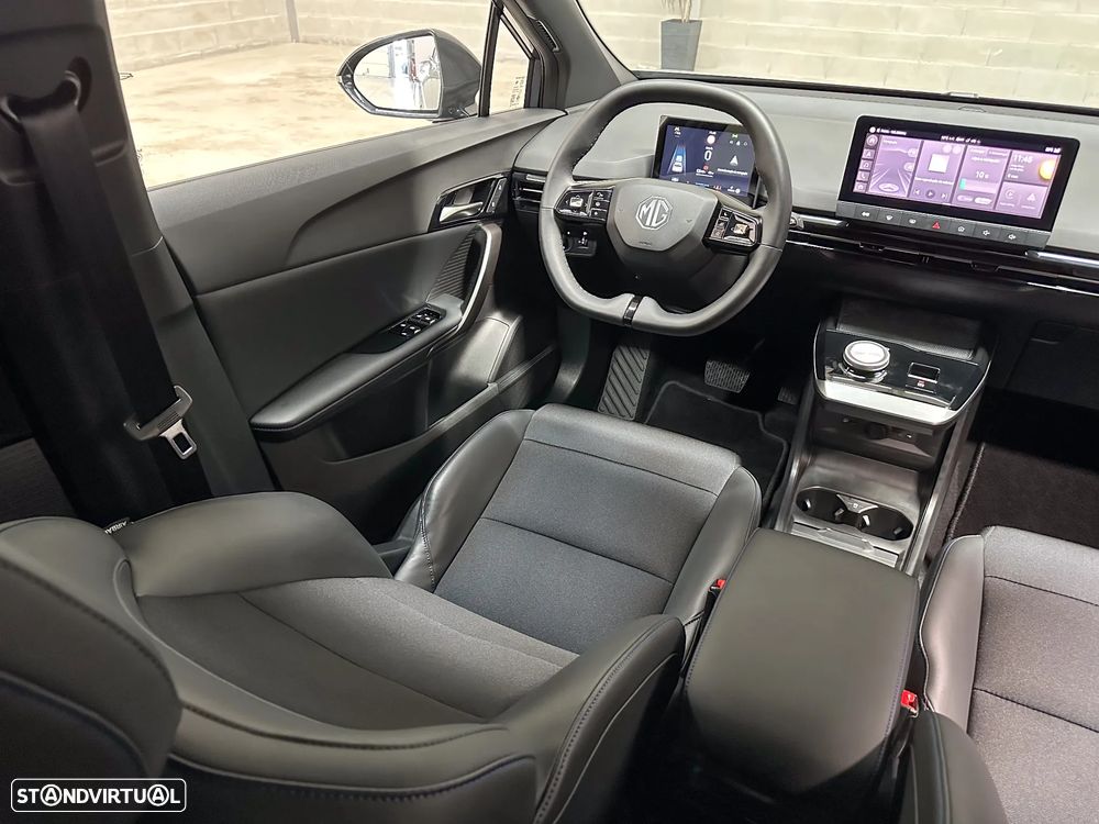 MG MG4 77 kWh Extended Range Luxury - 14