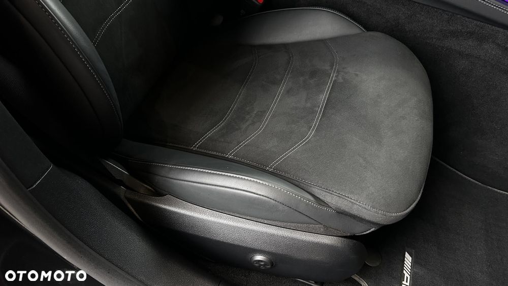 Mercedes-Benz Klasa E - 26