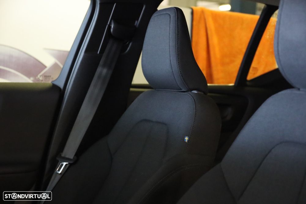 Volvo XC 40 1.5 T4 PHEV Essential - 10