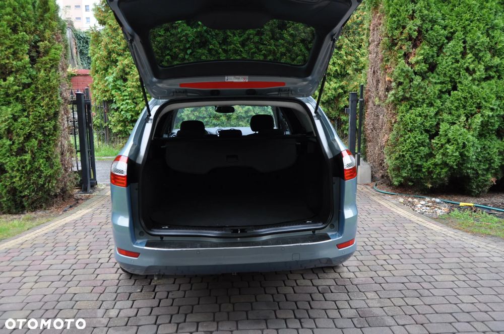 Ford Mondeo 2.0 Titanium - 19