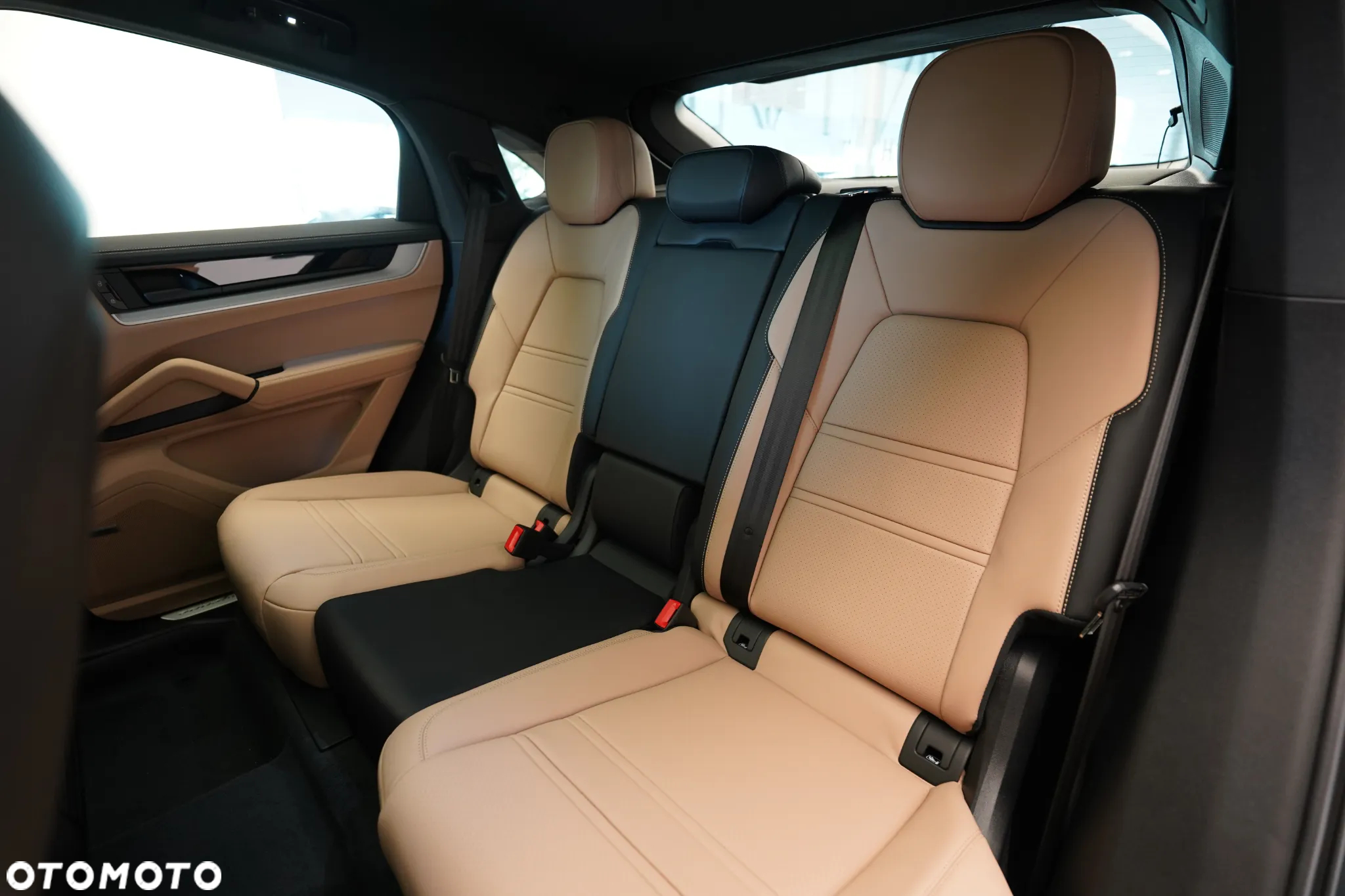 Porsche Cayenne Coupe S - 10