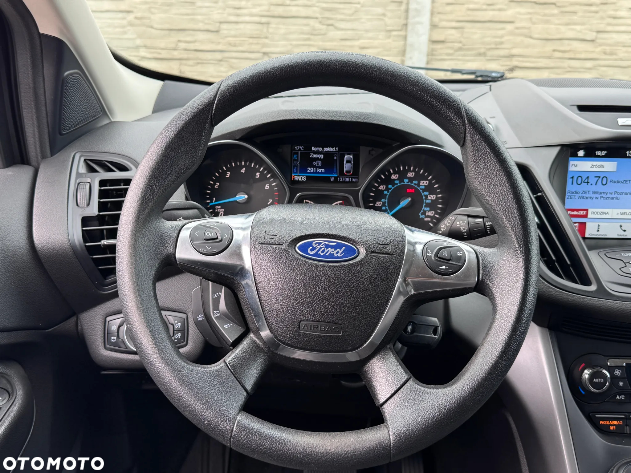 Ford Kuga - 22