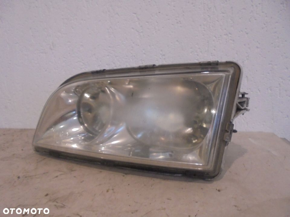 LAMPA LEWY PRZOD VOLVO S40 - 3