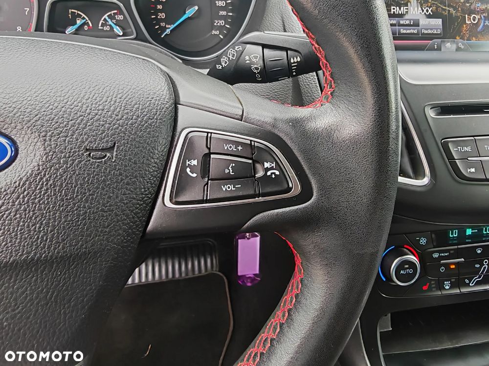 Ford Focus 1.5 EcoBoost ST-Line Black ASS - 38