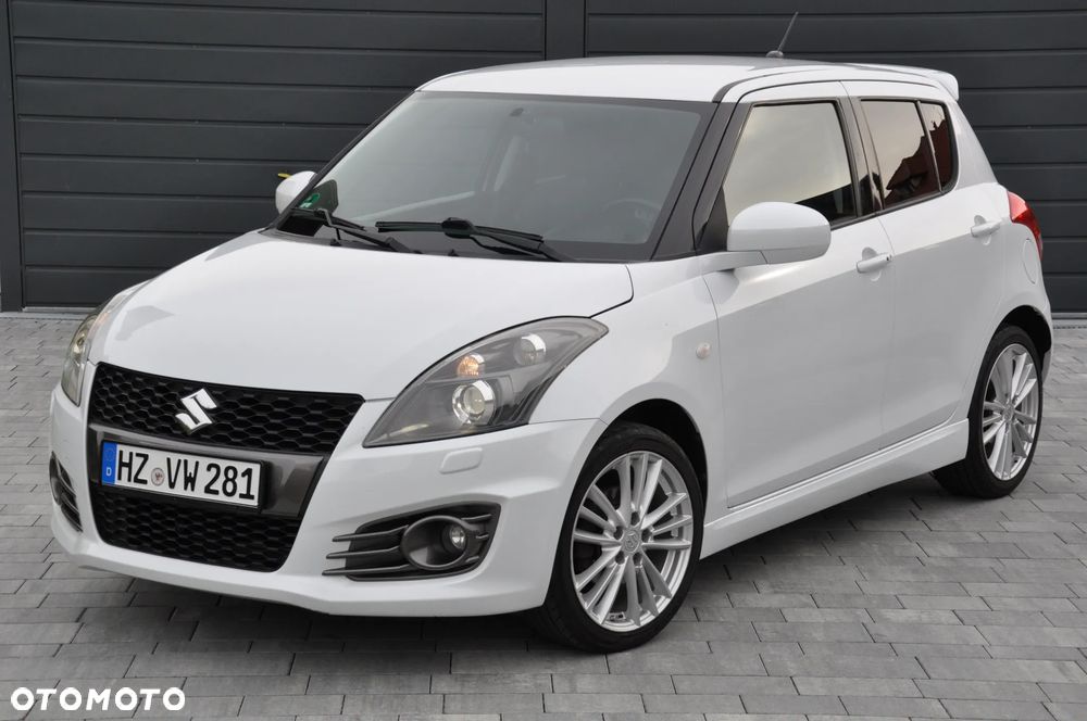 Suzuki Swift 1.6 Sport - 1