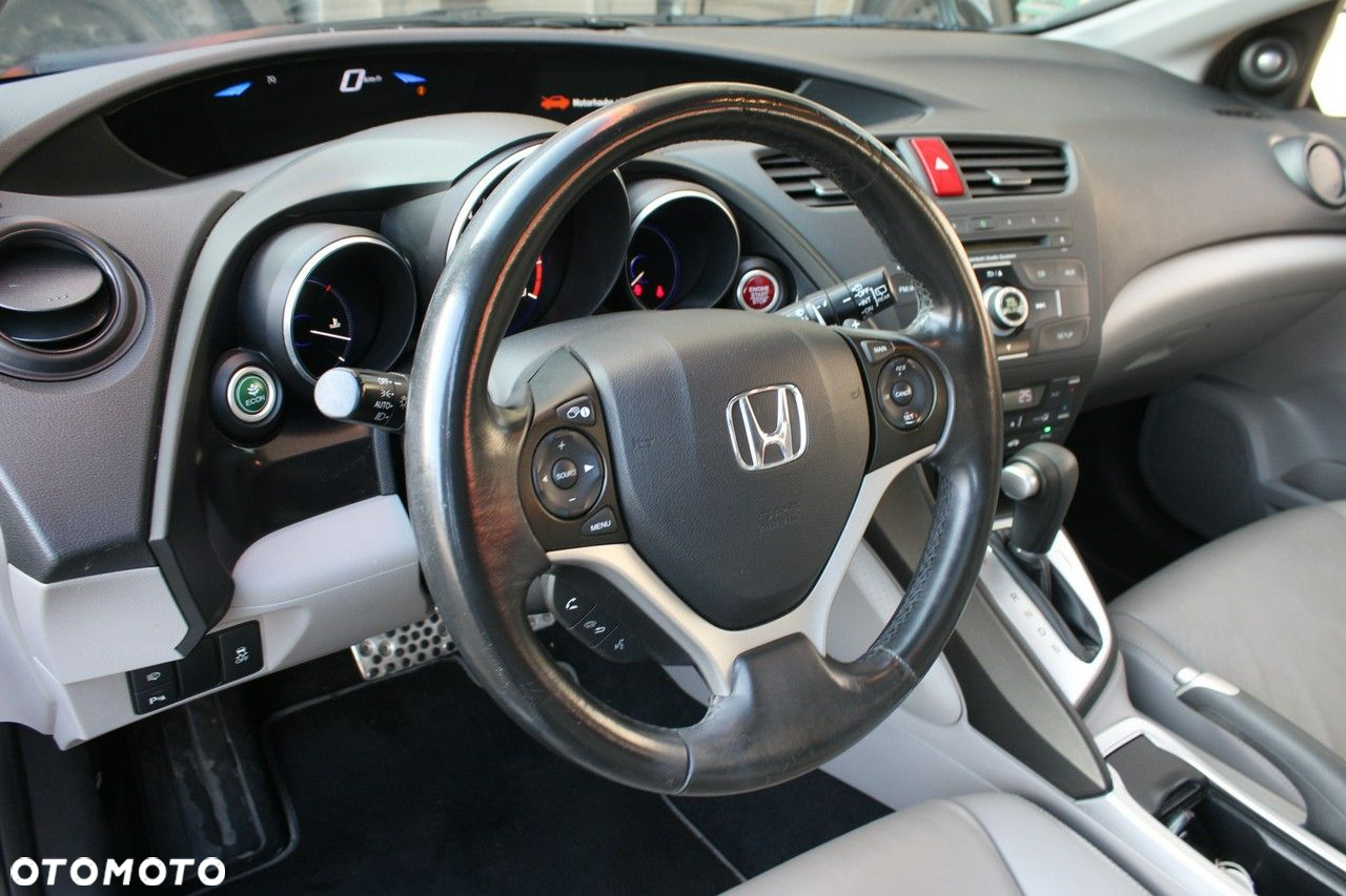 Honda Civic 1.8i-VTEC i-SHIFT Executive - 24