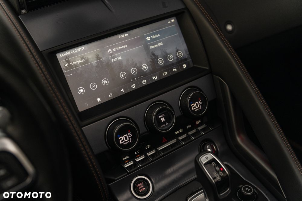 Jaguar F-Type R AWD - 27