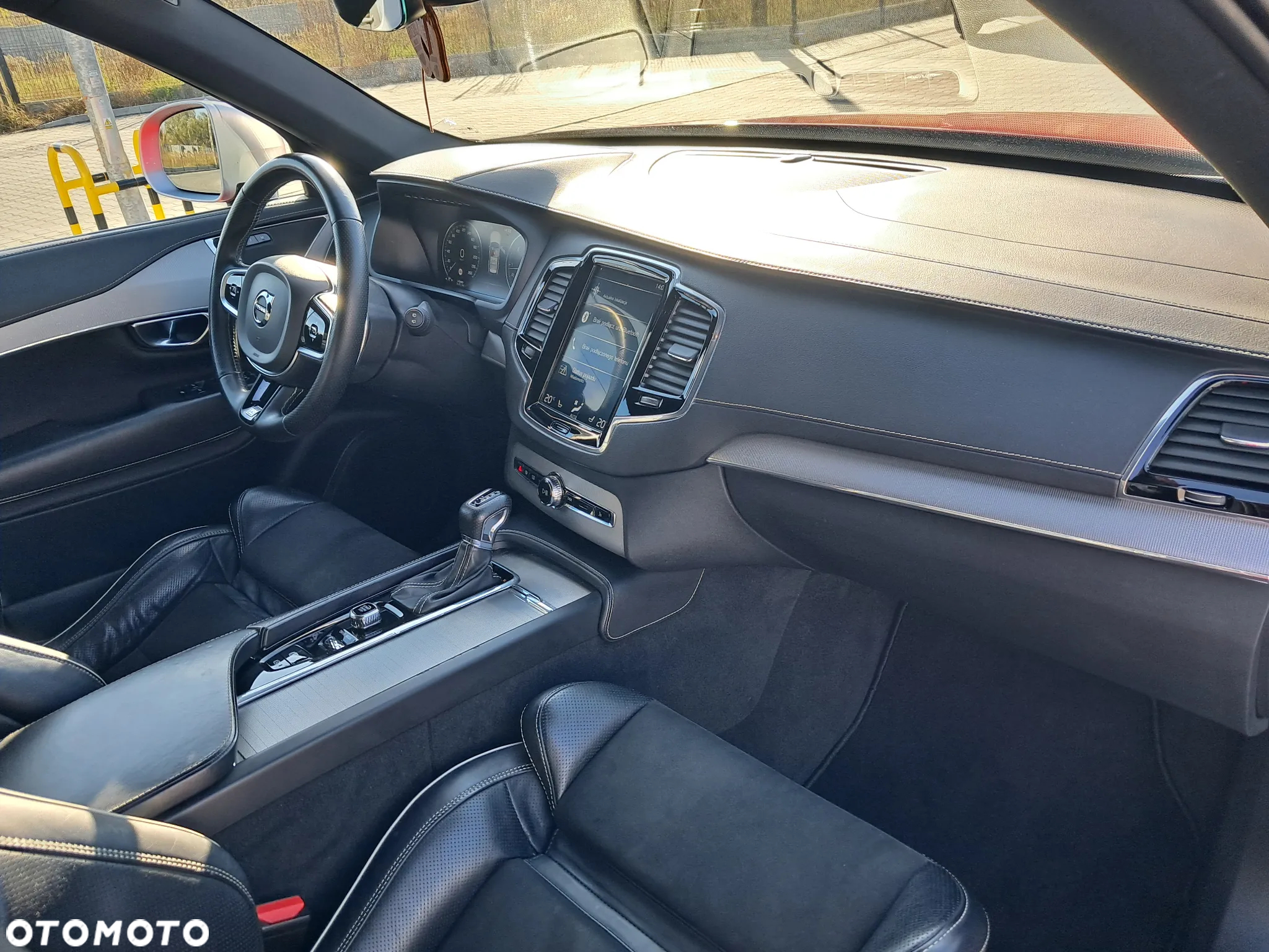Volvo XC 90 D5 SCR AWD R-Design - 29