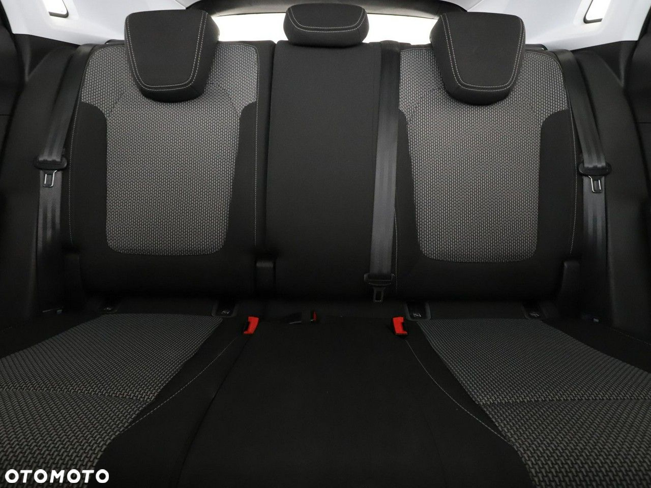 Opel Grandland X 1.2 Start/Stop Business Edition - 18