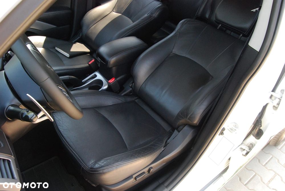 Peugeot 4007 - 20
