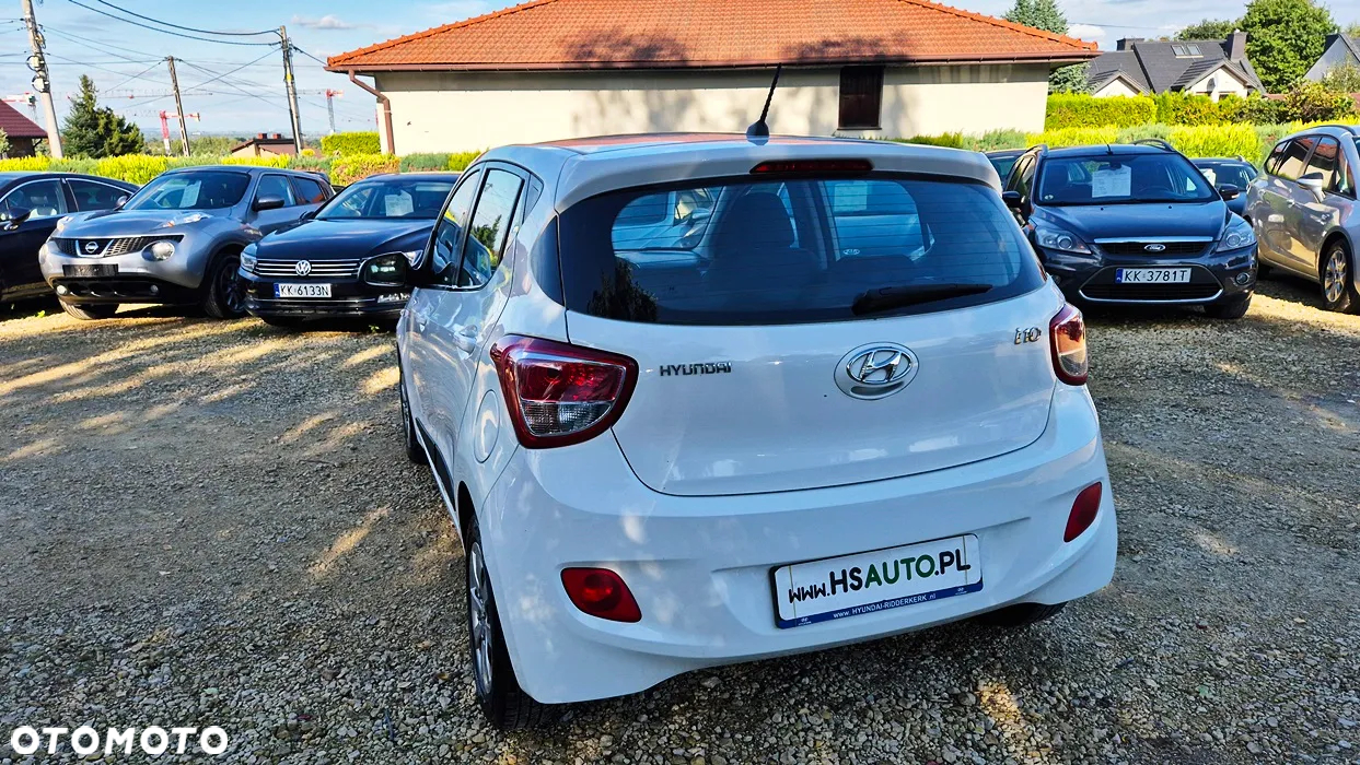 Hyundai i10 1.0 BlueDrive Premium - 15