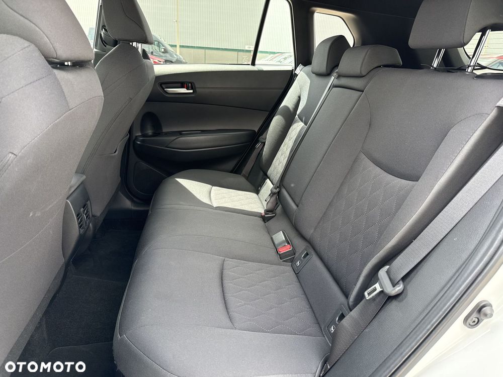 Toyota Corolla Cross - 12