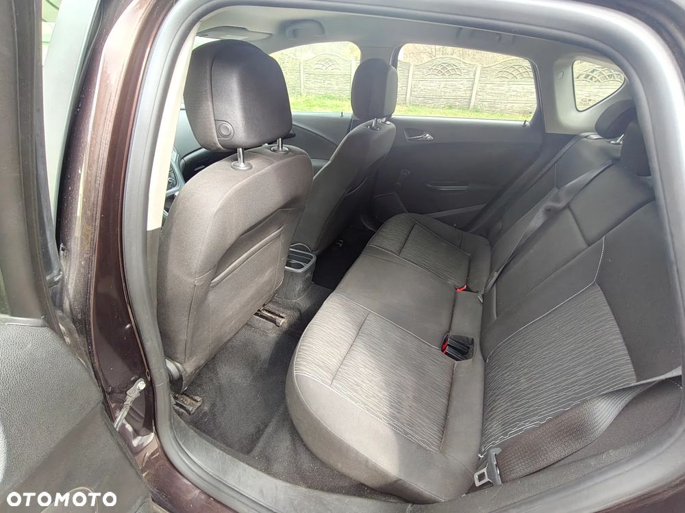 Opel Astra 1.6 Enjoy - 9