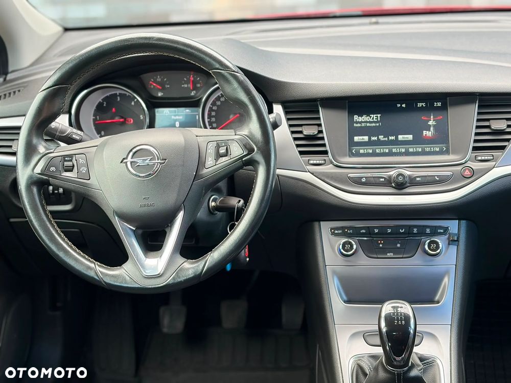 Opel Astra 1.6 CDTI Elite S&S - 19