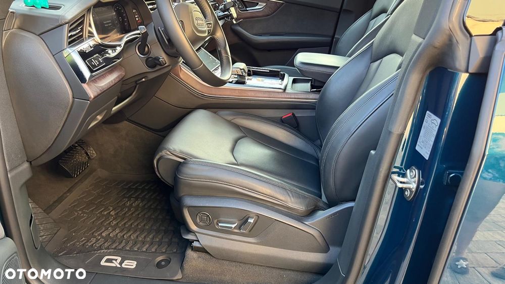 Audi Q8 - 13