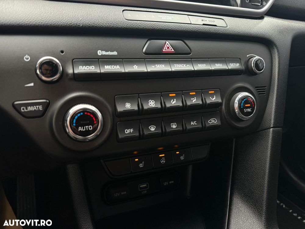 Kia Sportage 1.6 CRDI AWD DCT GT LINE - 19