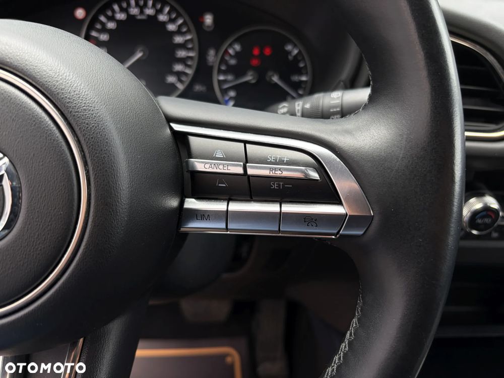 Mazda CX-30 SKYACTIV-X 2.0 M-Hybrid - 23