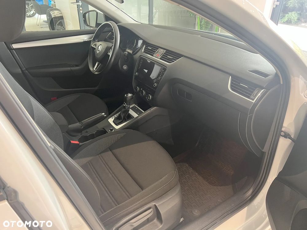 Skoda Octavia 1.5 TSI ACT Ambition DSG - 10