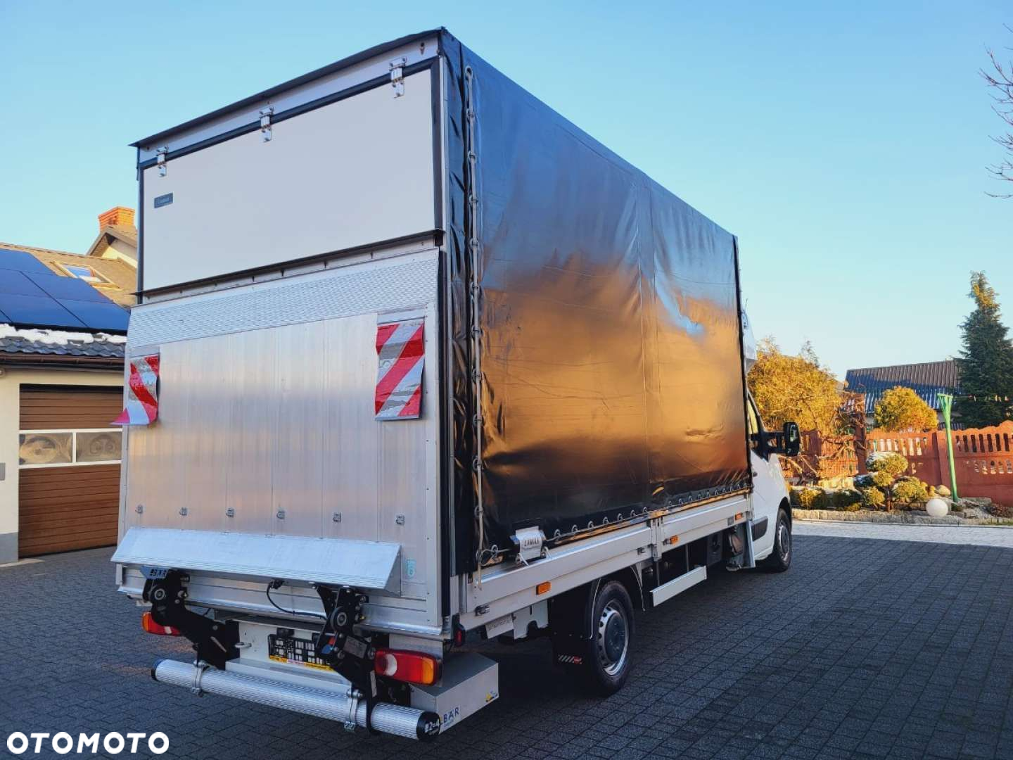 Opel Movano z windą salon Polska - 15