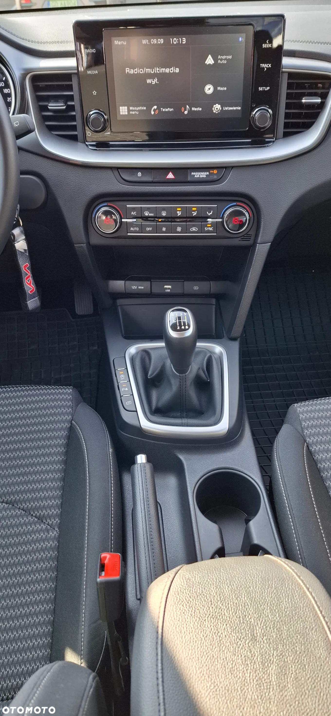 Kia Ceed 1.5 T-GDI M - 14