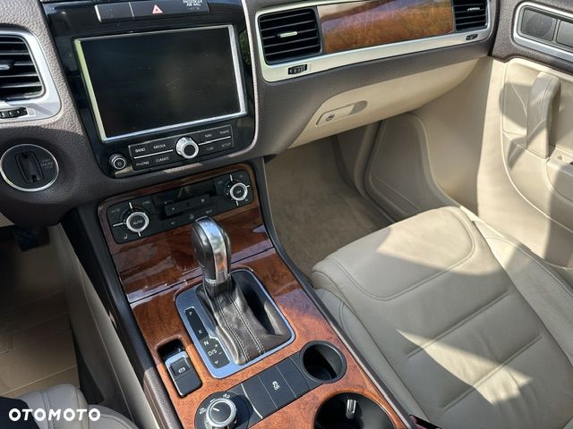 Volkswagen Touareg 3.6 V6 FSI BMT - 17
