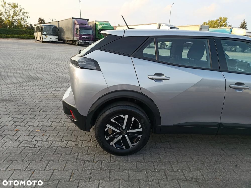 Peugeot 2008 - 6