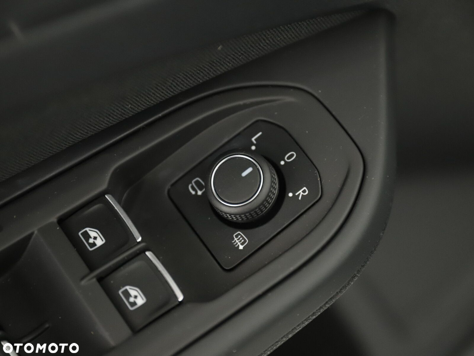 Volkswagen Golf - 19