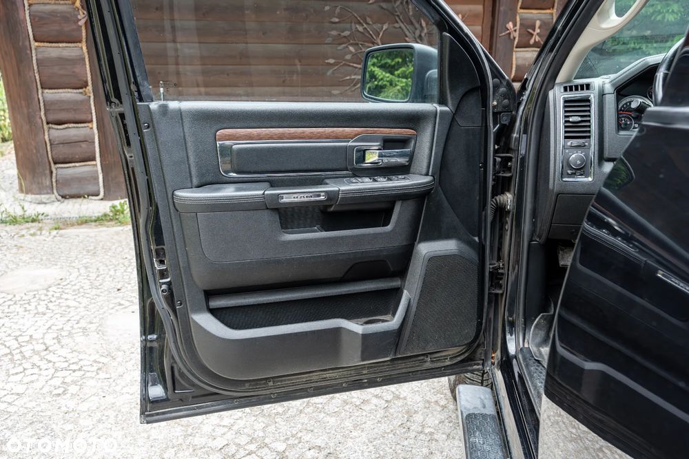 RAM 1500 Crew Cab Laramie - 21