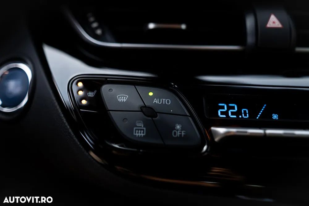 Toyota C-HR 1.8 HSD 122 CP 4x2 CVT Cult - 31