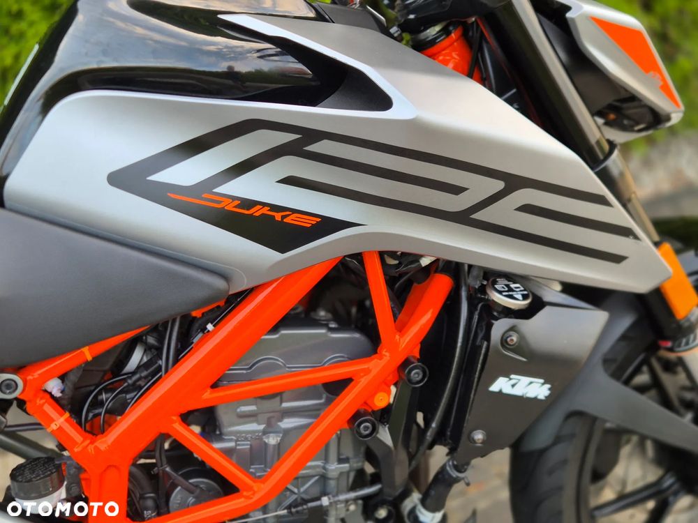 KTM Duke 125 - 18
