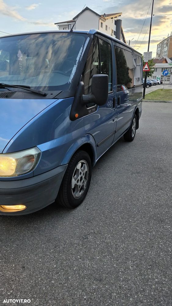Ford Transit 2004 photo 2