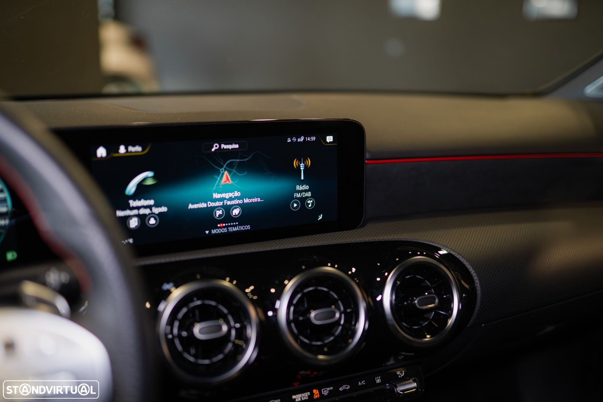 Mercedes-Benz A 250 e AMG Line - 42