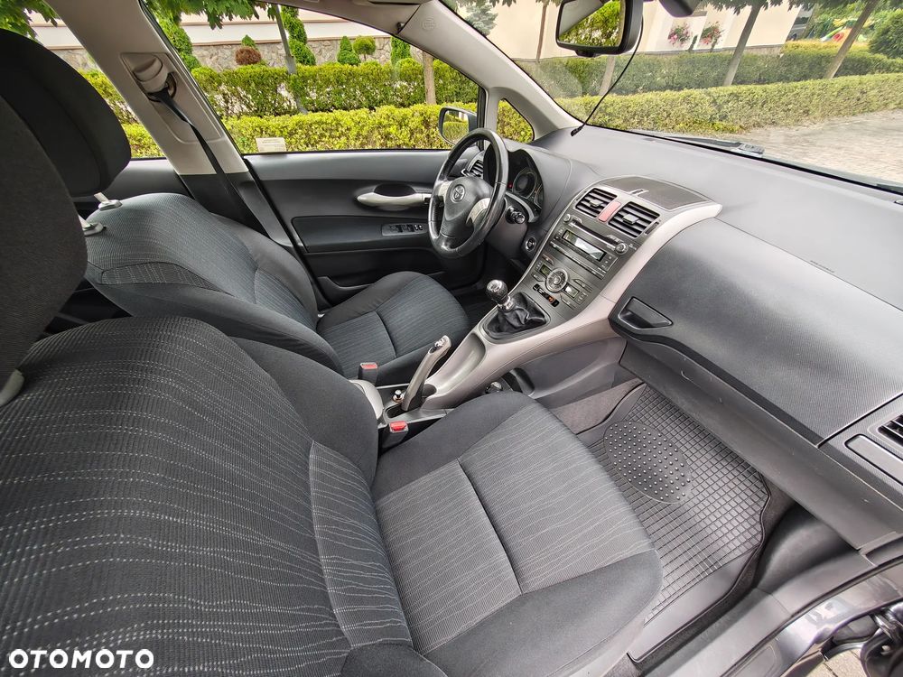 Toyota Auris 1.6 VVT-i Sol - 8