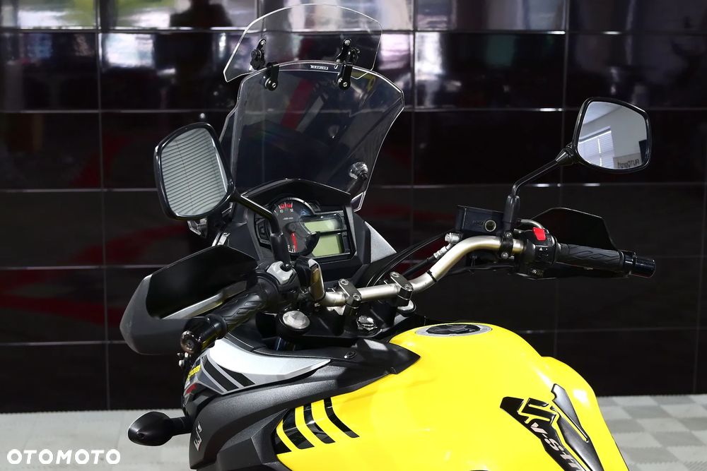 Suzuki V-STROM - 8