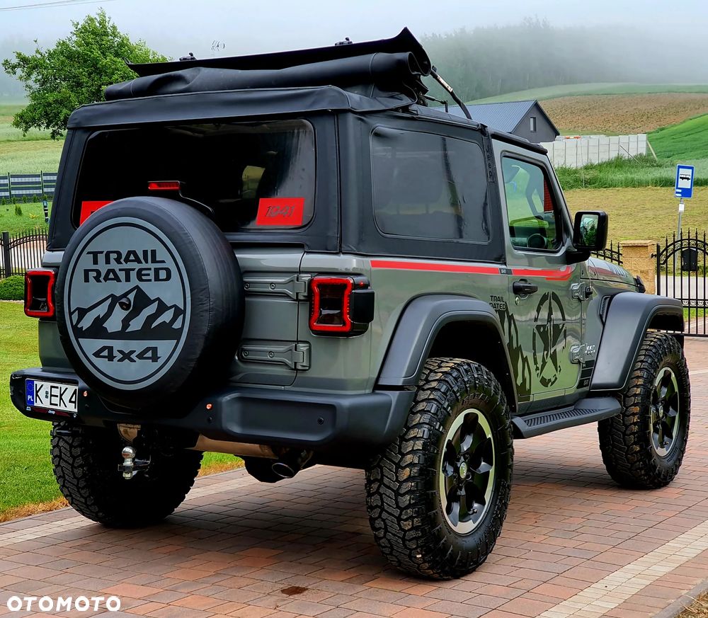 Jeep Wrangler - 5