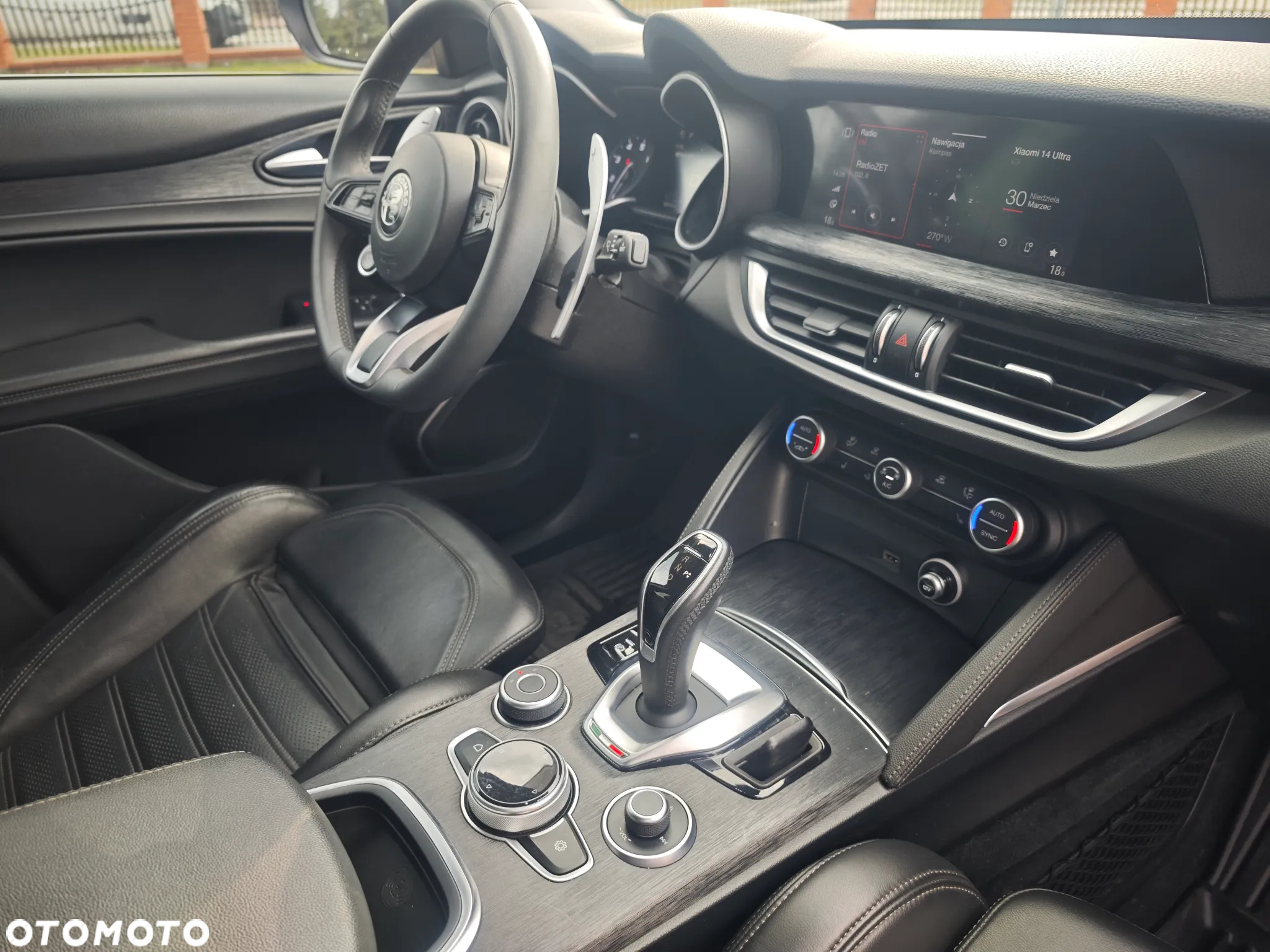 Alfa Romeo Stelvio 2.0 Turbo 16V AT8-Q4 Veloce - 11