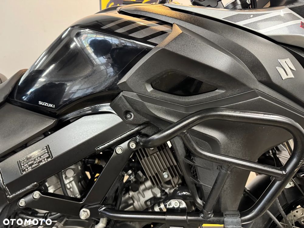Suzuki DL - 12
