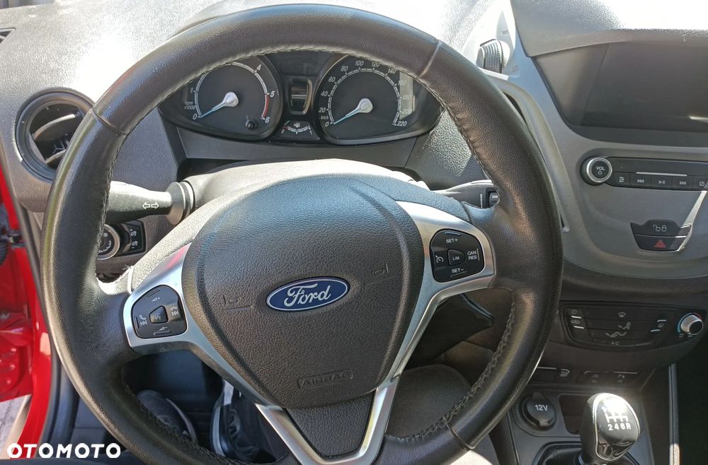 Ford TRANSIT COURIER - 28