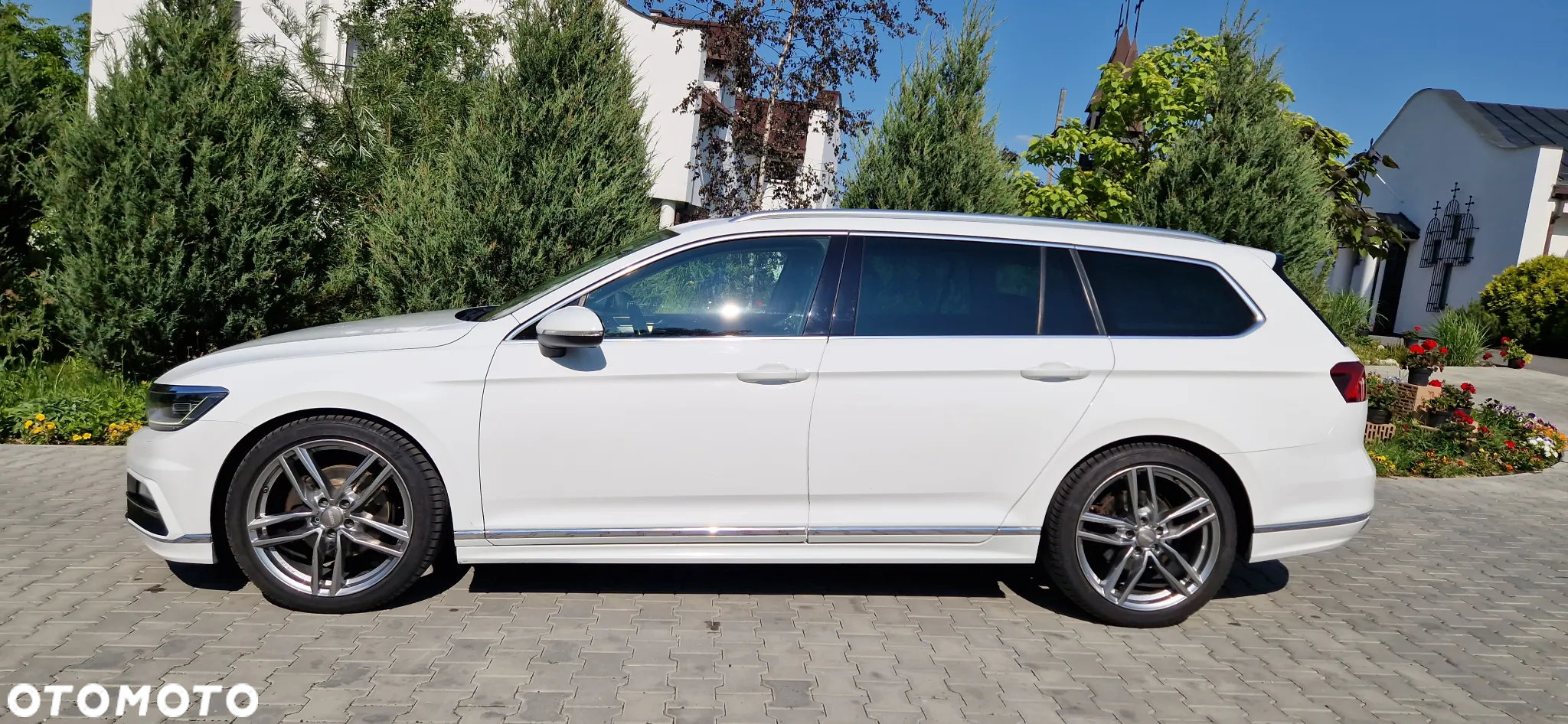 Volkswagen Passat - 8