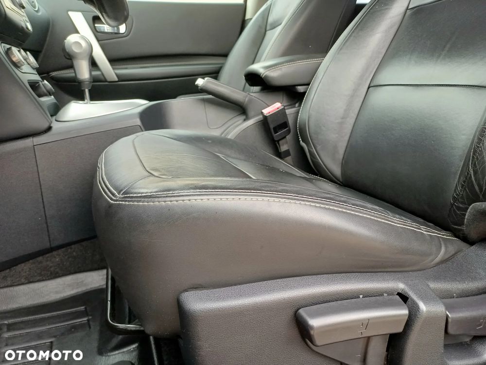 Nissan Qashqai 2.0 CVT tekna - 13