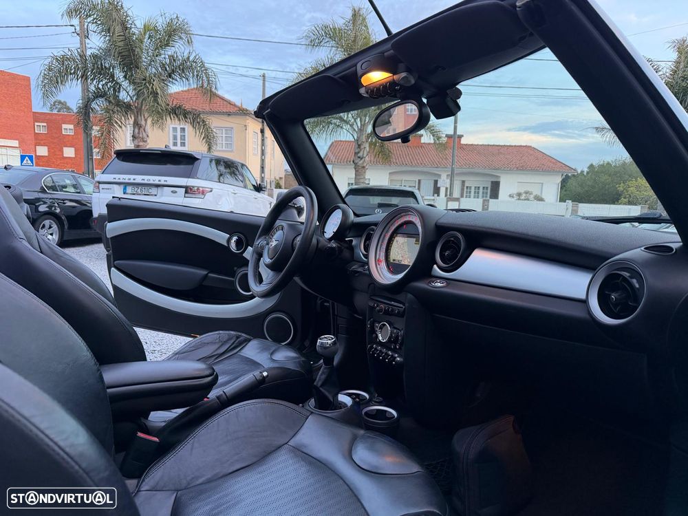 MINI Cabrio Cooper D - 32