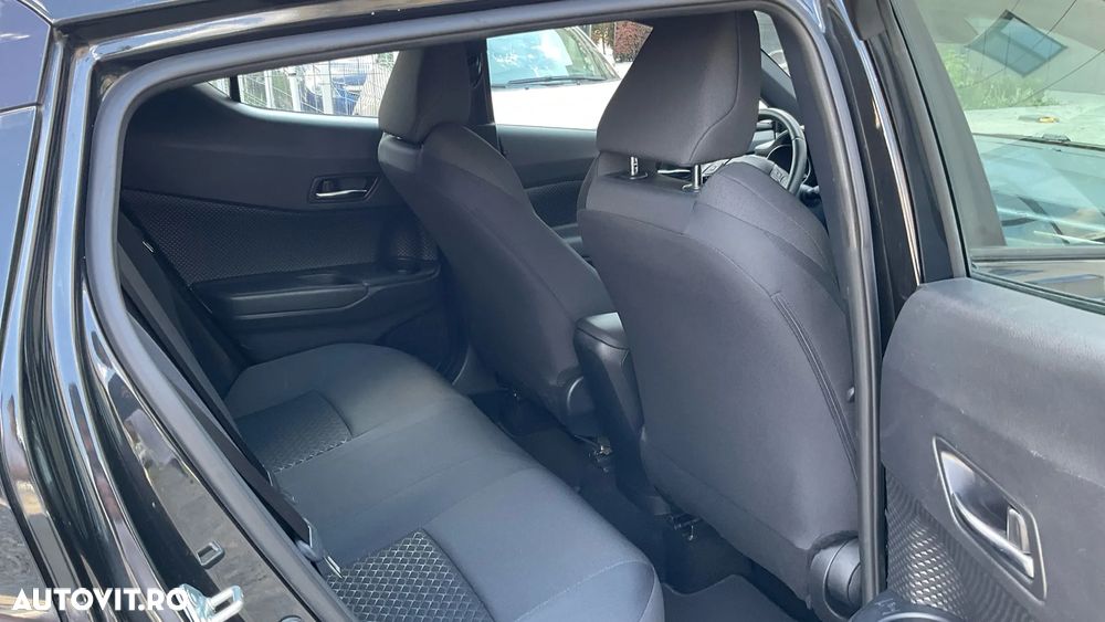 Toyota C-HR 1.8 HSD 122 CP 4x2 CVT Core - 23