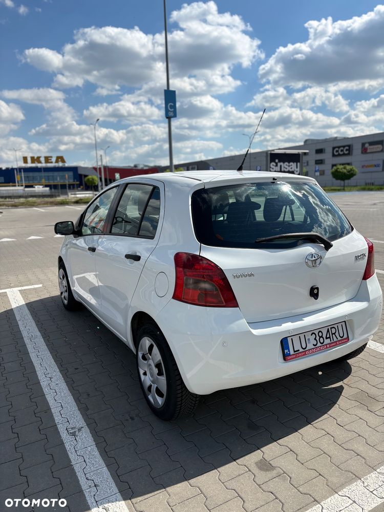 Toyota Yaris - 2