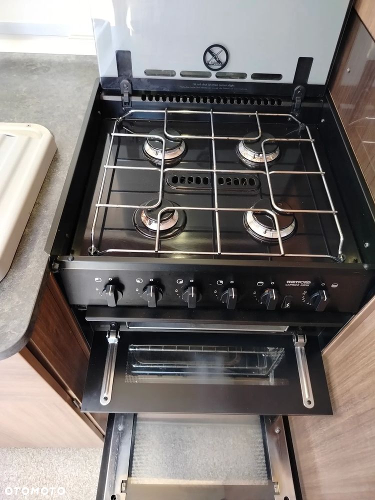 Bailey Phoenix 640 - 15