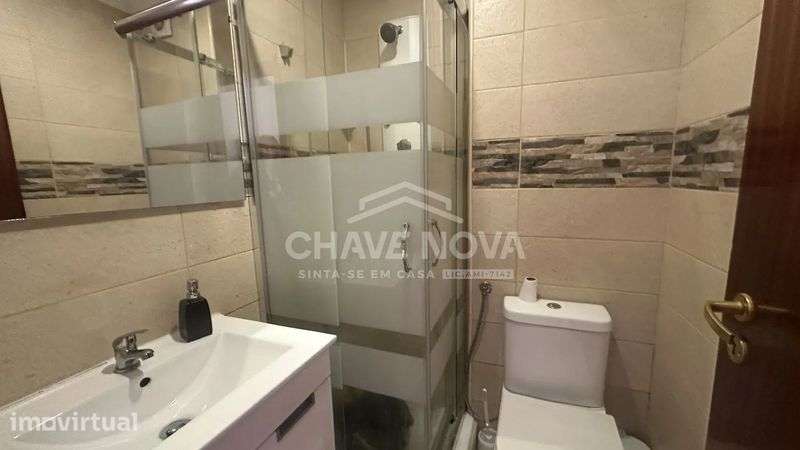 Apartamento T3 situado na zona de Coimbrões - Grande imagem: 5/9