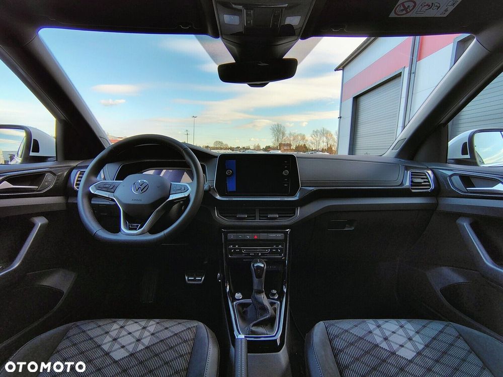 Volkswagen T-Cross 1.0 TSI R-Line Plus DSG - 24