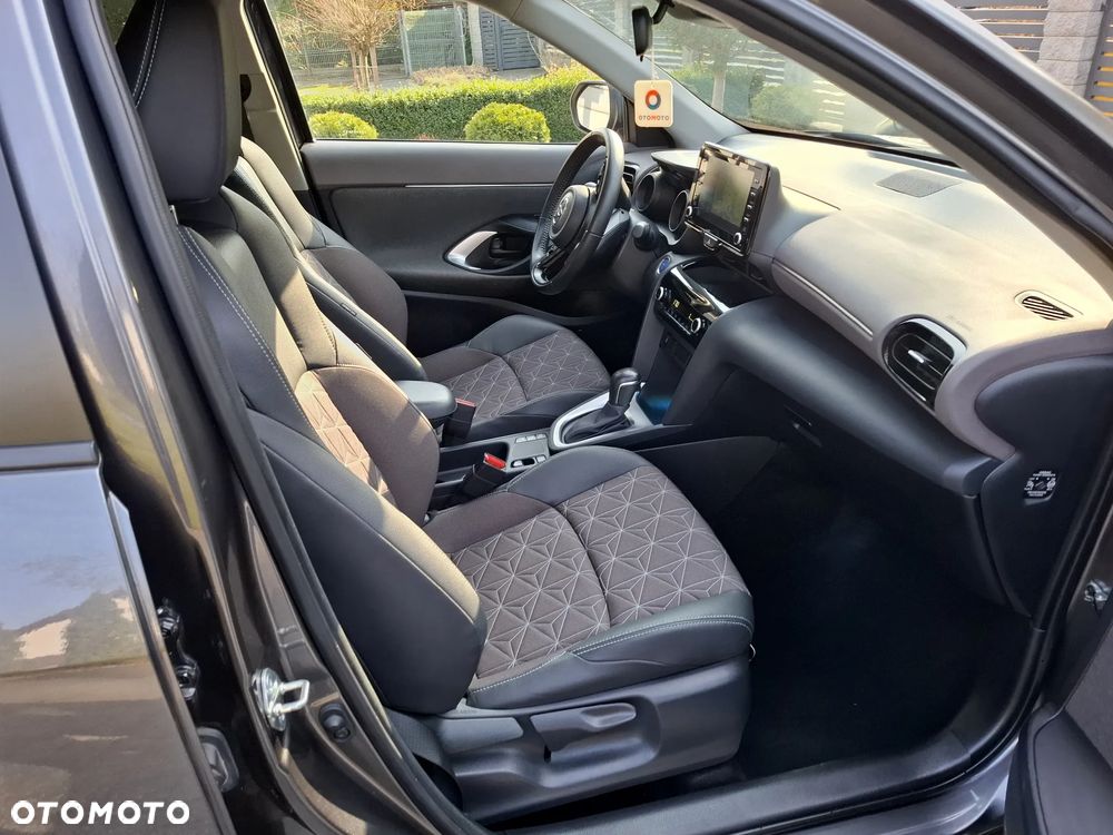 Toyota Yaris Cross Hybrid 1.5 Style - 13